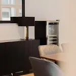 130m² Im Zentrum + Terrasse Appartement *