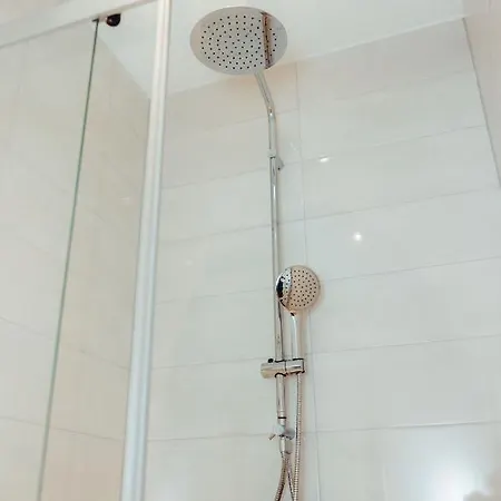 130m² Im Zentrum + Terrasse *