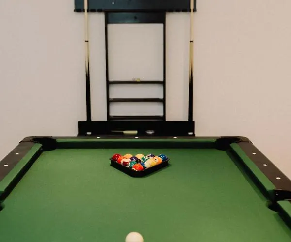 130m² Im Zentrum + Terrasse Apartment *